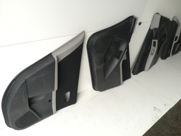 ДВЕРЬ ЛЕВАЯ ПРАВАЯ КОМПЛЕКТ TOYOTA YARIS II 5D