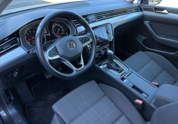 Volkswagen Passat B8 Limousine Facelifting 2.0 TSI 190KM 2020 Volkswagen Passat Business Pakiety, ACC, ergoComfort, GPS, Podgrzewane fo, zdjęcie 6