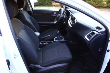 Kia Ceed III Hatchback 1.6 CRDi SCR 115KM 2020 Kia Ceed Kia Ceed 1.6 CRDi SCR S 1.6 Diesel 115KM, zdjęcie 35