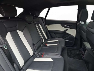 Audi 2024 Audi SQ8 panoramiczny dach, skretna os, hak,head up, BO,matrix, audi exclu, zdjęcie 36