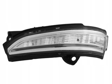 KIERUNKOWSKAZ LUSTERKA FORD MONDEO MK5 2014-