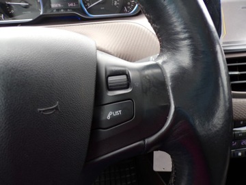 Peugeot 2008 I SUV 1.6 VTi 120KM 2013 PEUGEOT 2008 1.6 BENZ 120 KM ZAREJESTROWANY AUTO Z NIEMIEC, zdjęcie 18