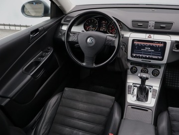 Volkswagen Passat B6 Variant 3.2 V6 FSI 250KM 2009 VW Passat 3.2 FSI, 4X4, DSG, Xenon, Klima, zdjęcie 6