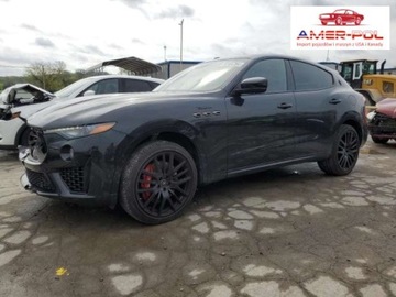 Maserati Levante 2022 Maserati Levante 2022, 3.0L, 4x4, MODENA, od ubezpieczalni 3.0 Benzyna