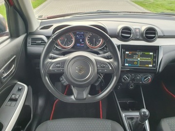 Suzuki Swift VI Hatchback Facelifting 1.2 DualJet SHVS 83KM 2021 Suzuki Swift 1.2 Benzyna 82KM 2021r Ledy Kamera, zdjęcie 30