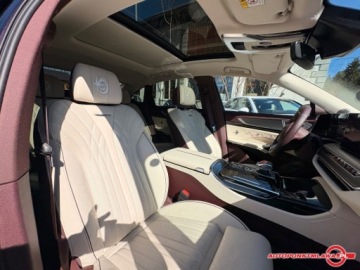 Hongqi H9 2.0 T 245KM 2025 Hongqi H9 Auto Punkt 2.0 Benzyna 245KM, zdjęcie 25