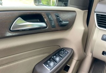 Mercedes Klasa M W166 Off-roader 350 BlueTEC 4MATIC 258KM 2014 Mercedes-Benz ML Mercedes-Benz ML 3.0 Diesel 258KM, zdjęcie 19