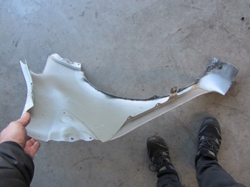 BLATNÍK LEVÝ PŘEDNÍ TOYOTA YARIS