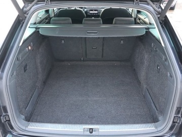 Skoda Superb III Kombi 1.6 TDI 120KM 2017 Skoda Superb 1.6 TDI, Navi, Xenon, Bi-Xenon, zdjęcie 12