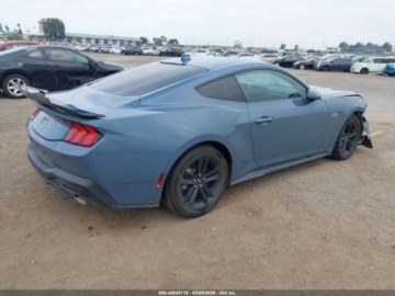 Ford Mustang VI 2024 Ford Mustang Gt Fastback 2024 5.0 Benzyna 480KM, zdjęcie 5