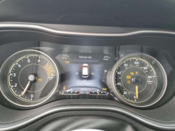 Jeep Cherokee V 2022 Jeep Cherokee 2022 Jeep Cherokee Trailhawk 3.2 Benzyna 271KM, zdjęcie 8