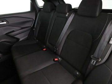 Nissan Qashqai III Crossover 1.3 DIG-T MHEV 140KM 2022 Nissan Qashqai MHEV Automatyczna klimatyzacja, zdjęcie 16