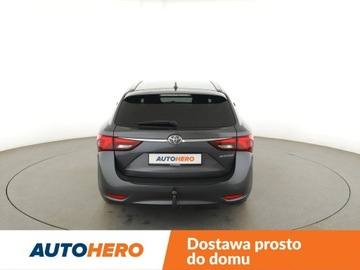 Toyota Avensis III Wagon Facelifting 2015 1.8 Valvematic 147KM 2016 Toyota Avensis niski przebieg skóra navi grzane, zdjęcie 5