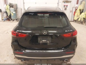 Mercedes GLA II 2022 Mercedes-Benz GLA Amg 35 4Matic 2022 2.0 Benzyna 302KM, zdjęcie 4