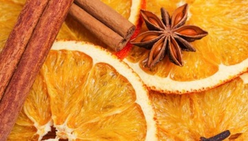 АРОМАТНАЯ СУШЕНАЯ КОРИЦА, АПЕЛЬСИН, АНИС, БОЛЬШИЕ ШИШКИ
