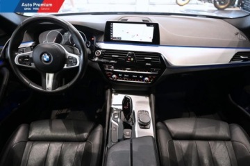 BMW Seria 5 G30-G31 Limuzyna 540i 340KM 2019 BMW Seria 5 540i xDriveFV23Adaptacyjny Reflektor LEDLED Fog lights 3.0, zdjęcie 12