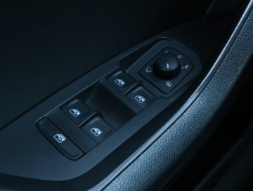 Skoda Kodiaq I SUV 2.0 TDI 150KM 2019 Skoda Kodiaq 2.0 TDI, Salon Polska, Serwis ASO, zdjęcie 17