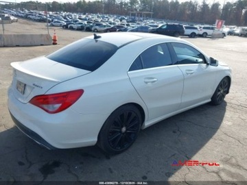 Mercedes CLA C117 2017 Mercedes-Benz CLA 2017 r., 2,0L 250 4MATIC 2.0 Benzyna 208KM, zdjęcie 5