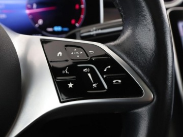 Mercedes Klasa C W206 2022 Mercedes C 220 mHEV 4x4 automat skóra panorama, zdjęcie 31