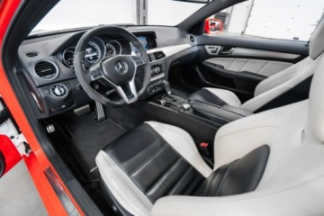 Mercedes Klasa C W204 2011 Mercedes C 63 AMG Coupe Performance 487KM, zdjęcie 21