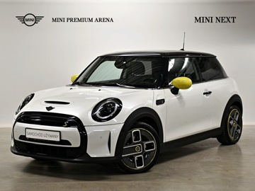 Mini Mini F56 Electric Facelifting 32.6kWh 184KM 2022 MINI Cooper SE 184KM/ Classic/ Harman/ Panorama/ C