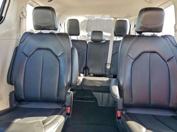 Chrysler Pacifica II 2024 Chrysler Pacifica TOURING L, V6, od ubezpieczyciela 3.6 Benzyna 287KM, zdjęcie 8