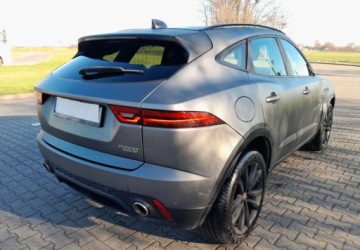 Jaguar E-Pace SUV 2.0 i4P 200KM 2018 Jaguar E-Pace Zadbany Cena Brutto 2.0 Benzyna 200KM, zdjęcie 4