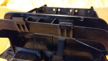 Каркас, корпус радиоприемника, консоль Mercedes CLK, W209 03-09, A2096890116