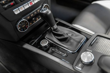 Mercedes Klasa C W204 2011 Mercedes C 63 AMG Coupe Performance 487KM, zdjęcie 29