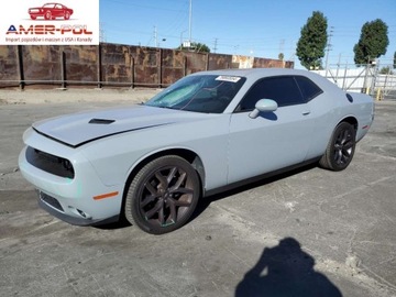 Dodge Challenger III 2021 Dodge Challenger Sxt 2021 3.6l 3.6 Benzyna 303KM