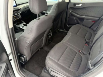 Ford Kuga III 2020 Ford Kuga Sliczna Kuga 2.5Plugin 4X4 NaviSamParkujeKamera LedyGrzana Szyba, zdjęcie 13