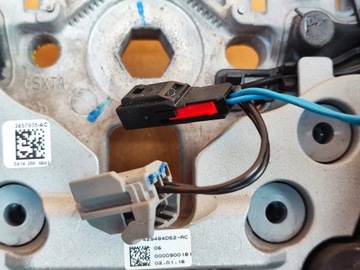 Форд Мондео МК5 руль с подогревом.