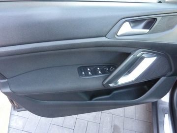 Peugeot 308 II Hatchback Facelifting 1.5 BlueHDI 130KM 2019 Peugeot 308 STYLE*1.5 Hdi 131, zdjęcie 33