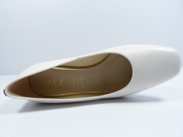 Туфли из жемчужной кожи на устойчивом каблуке Sala 37