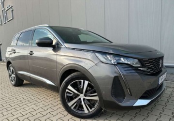 Peugeot 5008 II Crossover Facelifting 1.2 PureTech 130KM 2021 Peugeot 5008 Peugeot 5008 PureTech 130 Stop amp Start Allure Business-Paket, zdjęcie 39