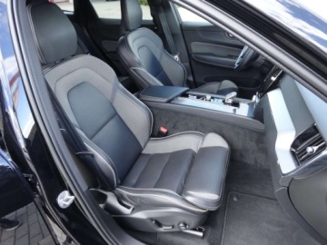 Volvo XC60 II 2022 Volvo XC 60 R Design Navi Full Led Alu 20 Skora B4 Kamera Keyless Go 2022, zdjęcie 11