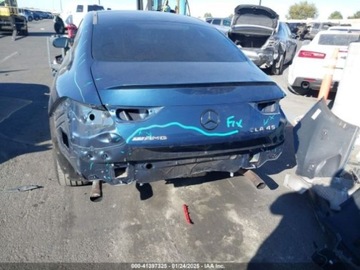 Mercedes CLA C118/X118 2020 Mercedes-Benz CLA 2020 Mercedes-Benz CLA AMG CLA 45 4MATIC 2.0 Benzyna, zdjęcie 3