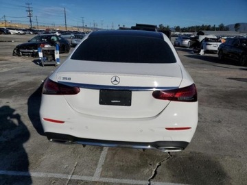 Mercedes Klasa E W213 2022 Mercedes-Benz Klasa E 350, 2022r., 2.0L, zdjęcie 5