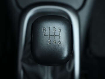 Citroen C3 Aircross  I Crossover 1.2 PureTech 110KM 2018 Citroen C3 Aircross 1.2 PureTech, Salon Polska, zdjęcie 17