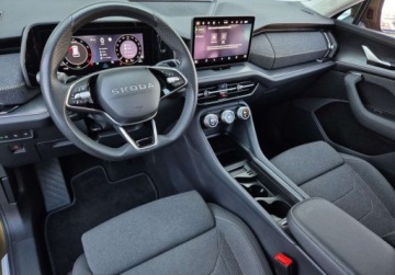 Skoda Kodiaq II SUV 1.5 TSI mHEV 150KM 2025 Skoda Kodiaq SalonPL 1.5eTSI mHEV Selection LEDMatrix Gwarancja Alu20 4Pod, zdjęcie 9