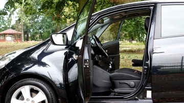 Kia Venga Mikrovan 1.6 CRDi 128KM 2014 .. Venga .. Kamera .. Panorama .. Navi .. PDC .. Klimatronik .. Serwisowany, zdjęcie 4