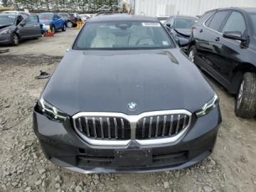 BMW Seria 5 G90-91 2024 BMW Seria 5 BMW serii 5 530i xDrive Sedan z 2024 roku , od ubezpieczalni, zdjęcie 5