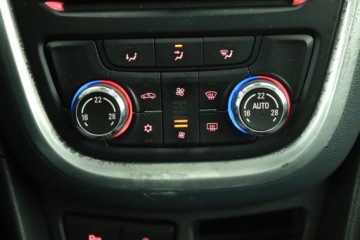 Opel Mokka I SUV 1.4 Turbo ECOTEC 140KM 2014 Opel Mokka 1.4 Turbo, Salon Polska, Serwis ASO, zdjęcie 11