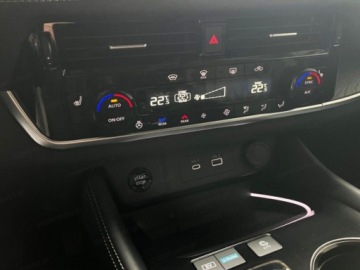 Nissan X-Trail IV 1.5 VC-T e-POWER 213KM 2025 Od ręki - Tekna e-POWER 4WD 1.5 213KM / Pakiet Premium, zdjęcie 6