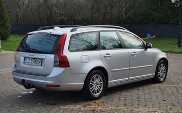 Volvo V50 1.6 DRIVe 109KM 2008 Volvo V50 GWARANCJA, 2008r, 1.6 Diesel 109KM, Skora, ISOFIX, 2 Komplety op, zdjęcie 2