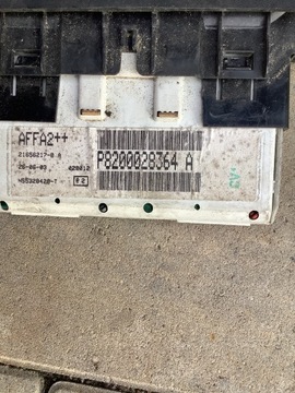 DISPLEJ 8200028364 TRAFIC II 2004 ROK