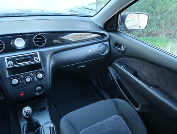 Mitsubishi Outlander I 2.0 i 16V 136KM 2003 Mitsubishi Outlander 2.0 , 4X4, Klima,ALU, zdjęcie 7