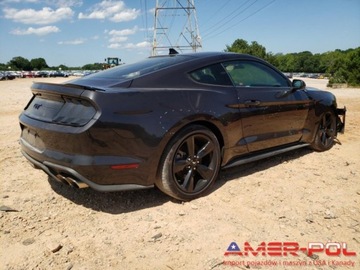 Ford Mustang VI Fastback Facelifting 5.0 Ti-VCT 450KM 2022 Ford Mustang _GT_5.0 L_450 km_2022r 5.0 Benzyna 450KM, zdjęcie 2