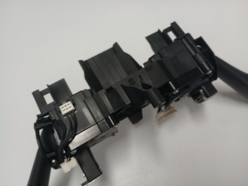 ПЕРЕКЛЮЧАТЕЛЬ ПЕРЕКЛЮЧЕНИЯ ПЕРЕДАЧ VW SEAT SKODA 5K0953501CQ ЕВРОПА