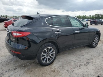 Maserati Levante 3.0 V6 GDI 350KM 2021 Maserati Levante 2021 MASERATI LEVANTE S 3.0 Benzyna 350KM, zdjęcie 3